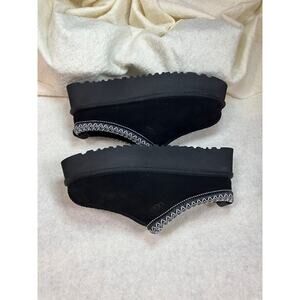 UGG Tasman II Slippers Men’s Size 8 Black Suede No Box